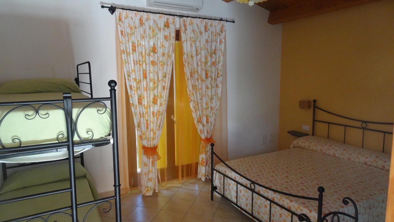 ホテルAgriturismo Il Grappolo ランチャーノ エクステリア 写真